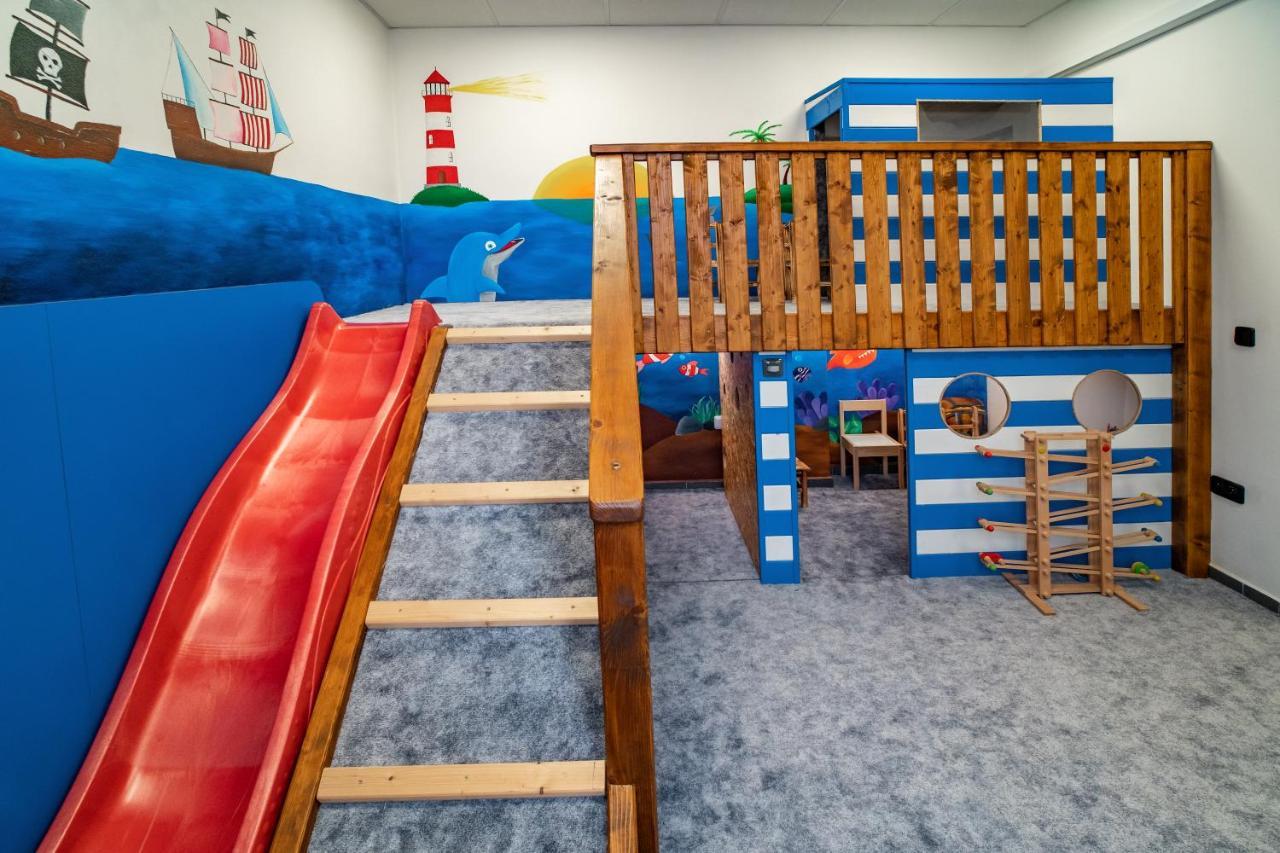 Hotel Smrz Sepekov Zewnętrze zdjęcie