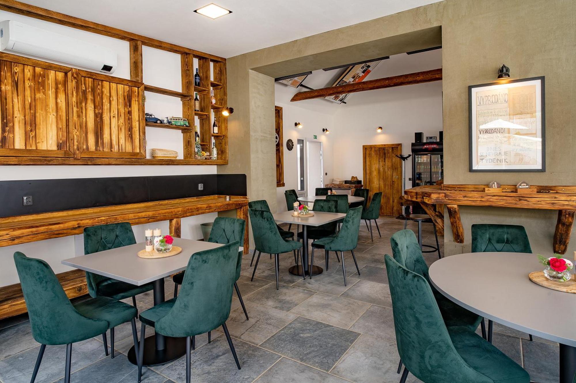 Hotel Smrz Sepekov Zewnętrze zdjęcie